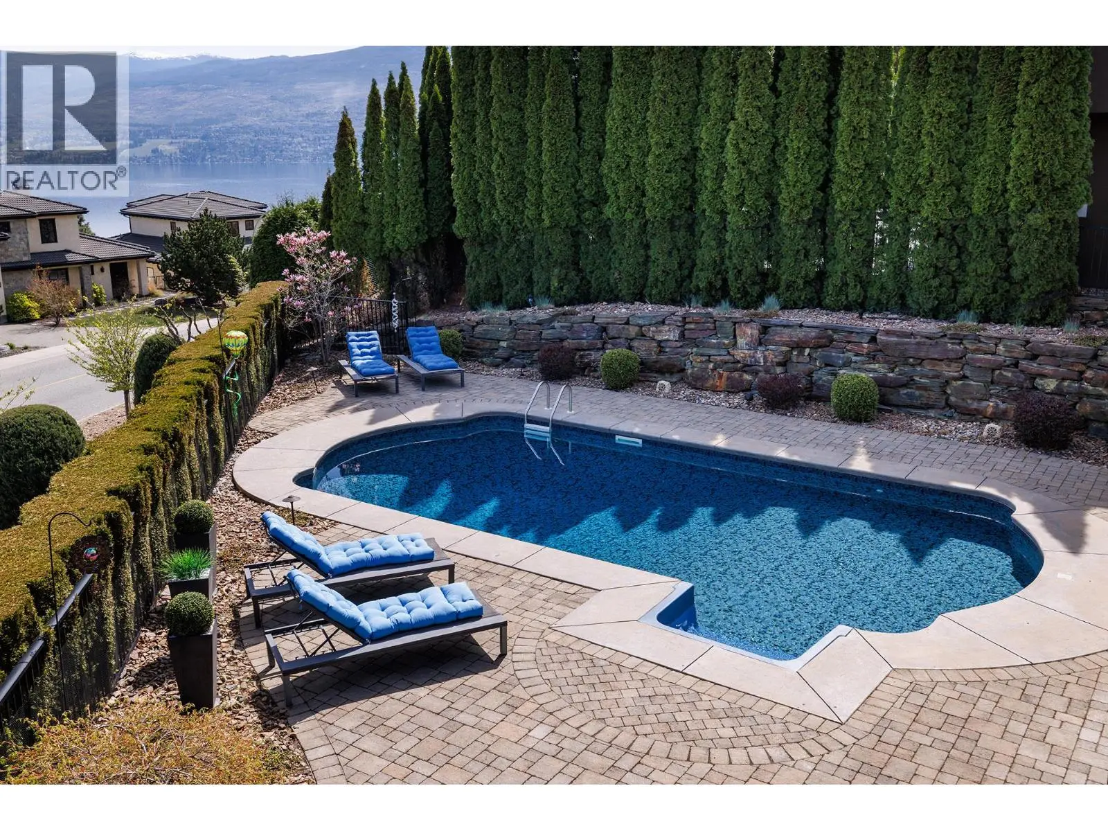 1524 Vineyard Drive. West Kelowna, British Columbia