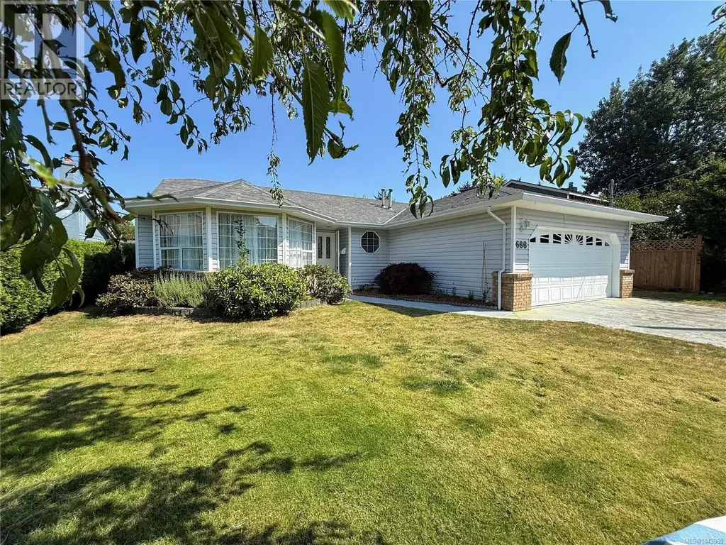 688 Albatross Cres, Campbell River