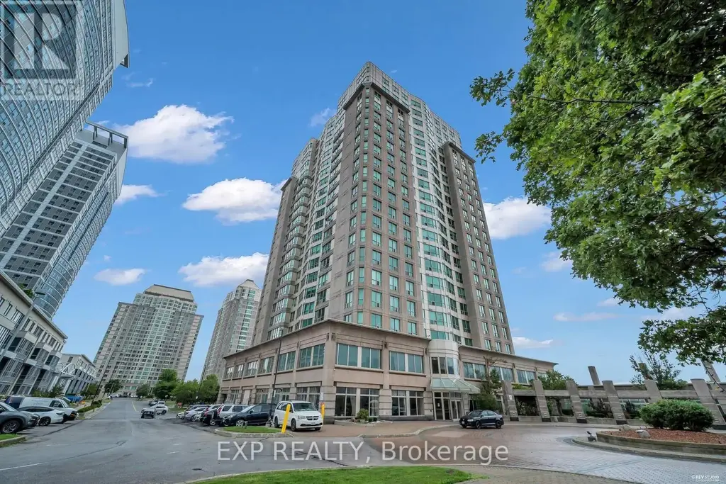 1016 - 8 Lee Centre Drive N, Toronto (Woburn)