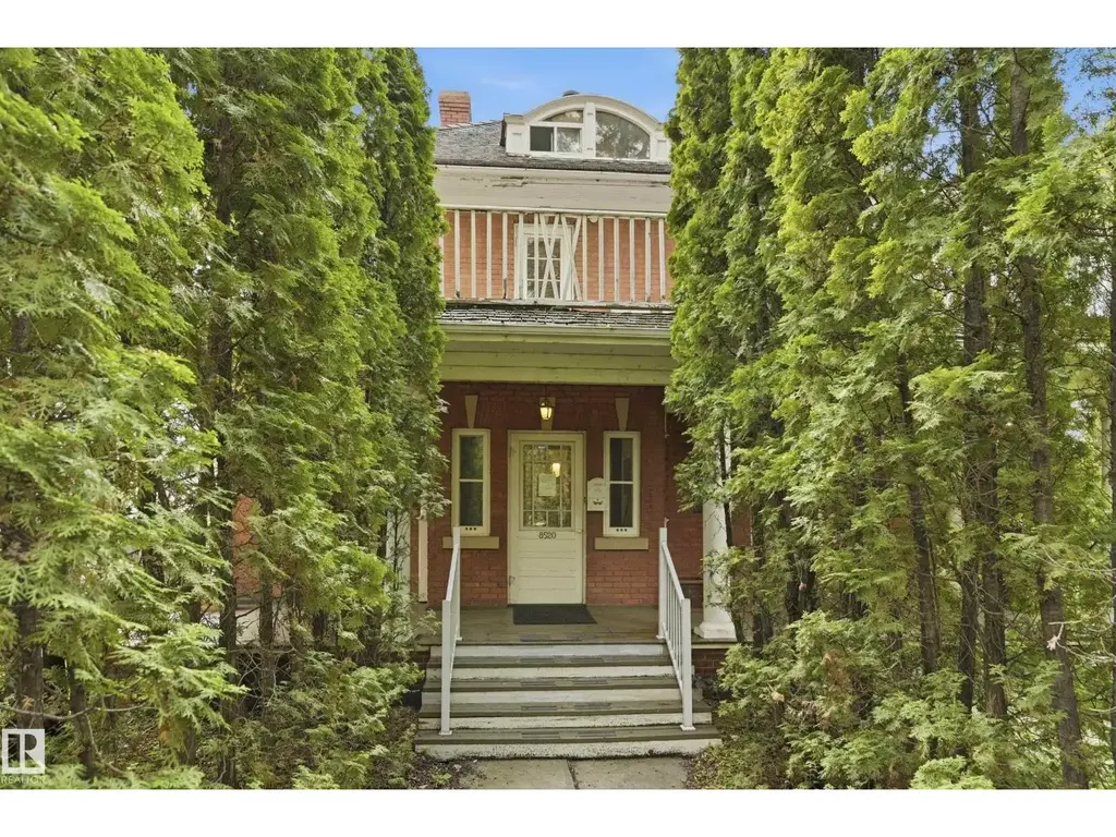 8520 104 St Nw, Edmonton