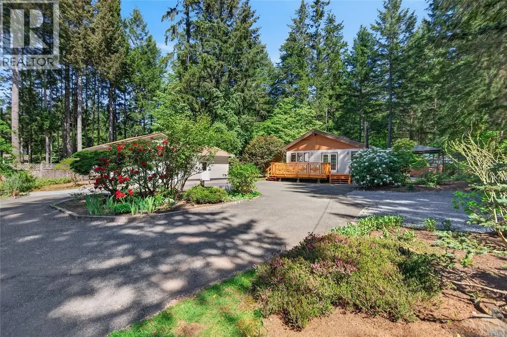 1764 Anderton Rd, Comox