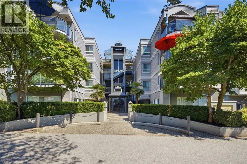 303 2250 Se Marine Drive, Vancouver