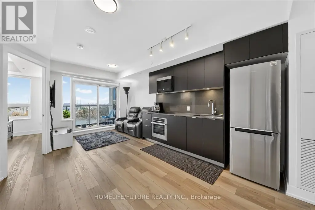 1017 - 8 Cedarland Drive, Markham (Unionville)