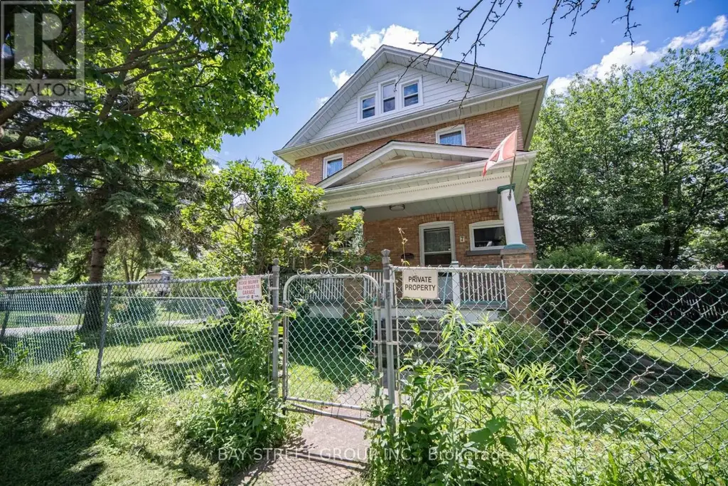 (lower) - 7 Pavillion Street, Markham (Unionville)