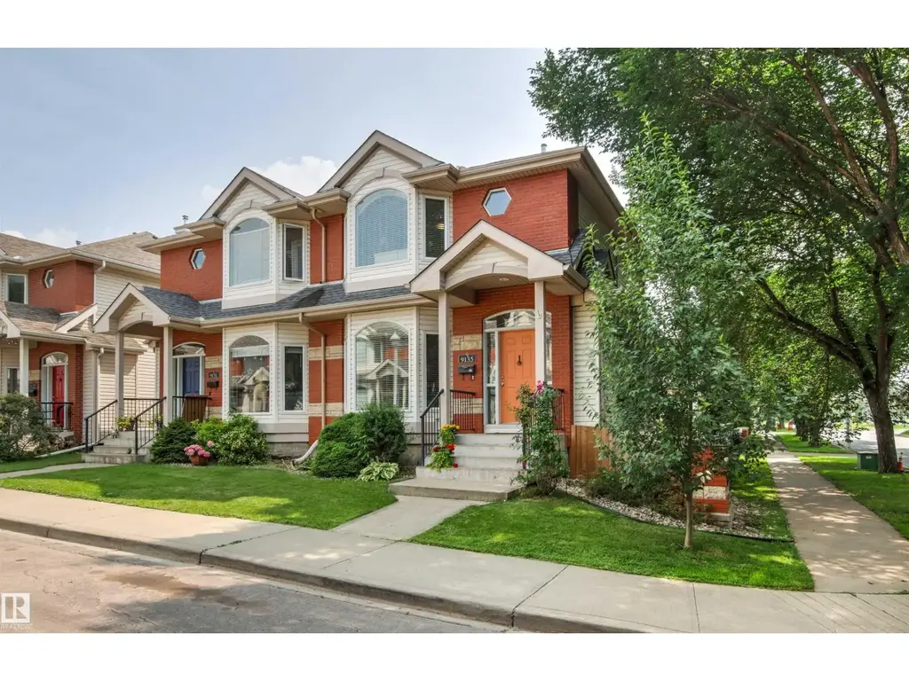 9135 100b Av Nw, Edmonton