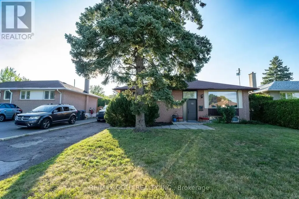 12 Alexandria Crescent, Brampton (Avondale)