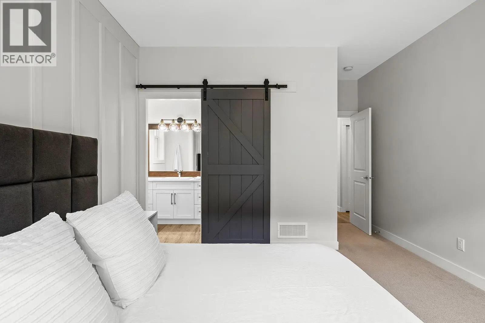 21 Forest Edge Drive. Kelowna, British Columbia