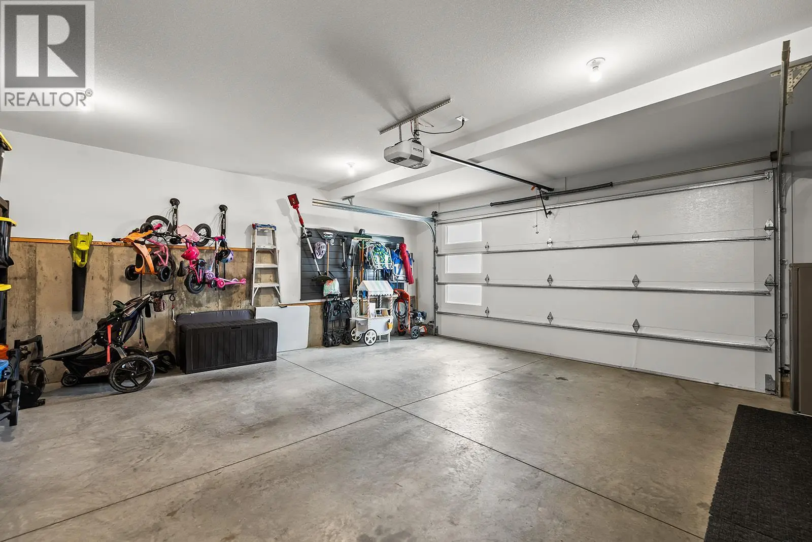 21 Forest Edge Drive. Kelowna, British Columbia