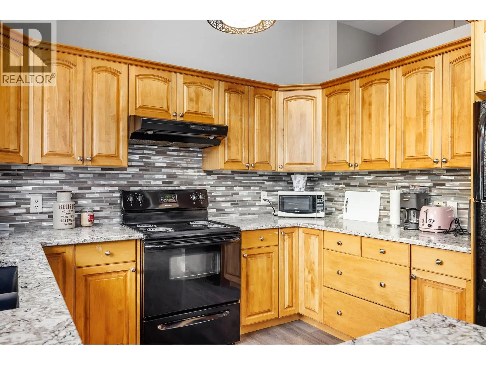 11591 Artela Drive. Lake Country, British Columbia