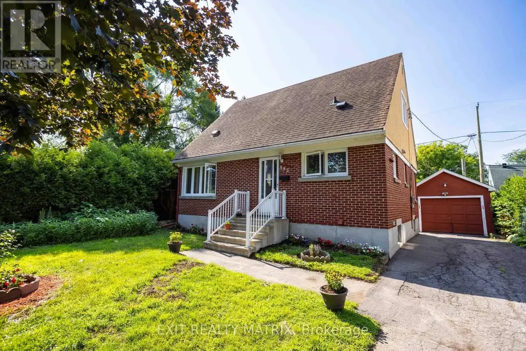 552 Dunbrack Street, Ottawa