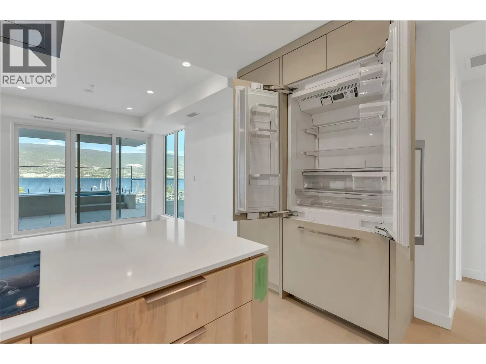 13415 Lakeshore Drive S Unit# 401. Summerland, British Columbia