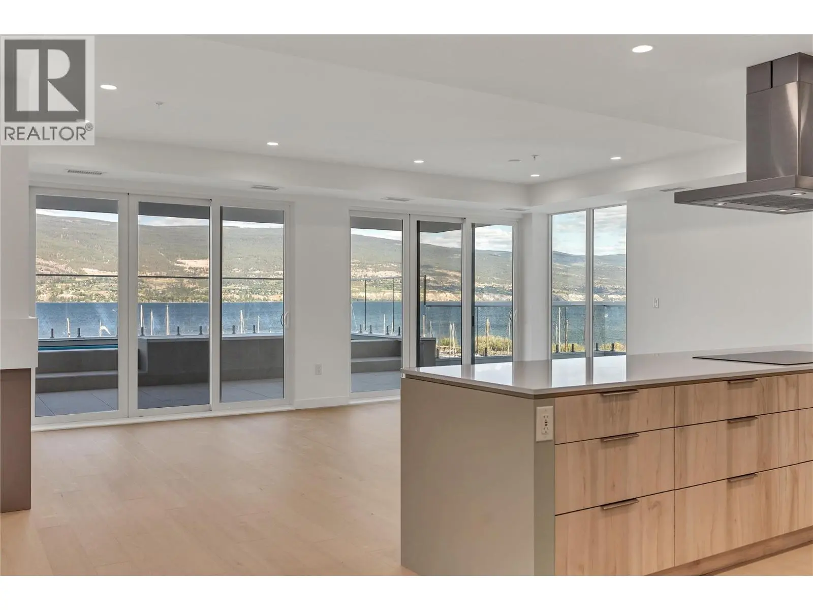 13415 Lakeshore Drive S Unit# 401. Summerland, British Columbia