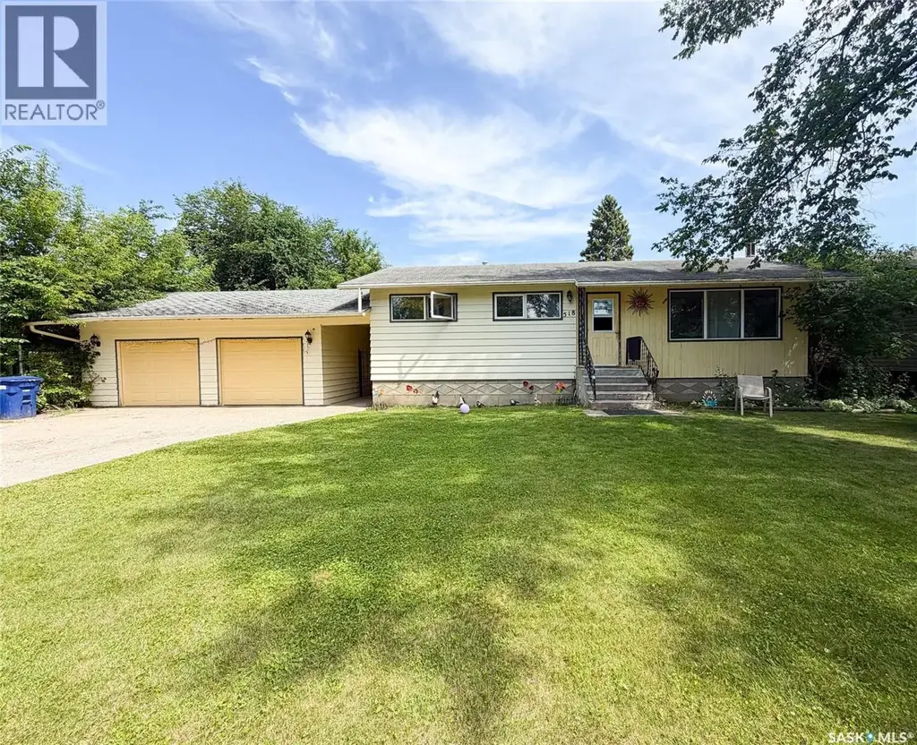 518 1st Street E, Meadow Lake