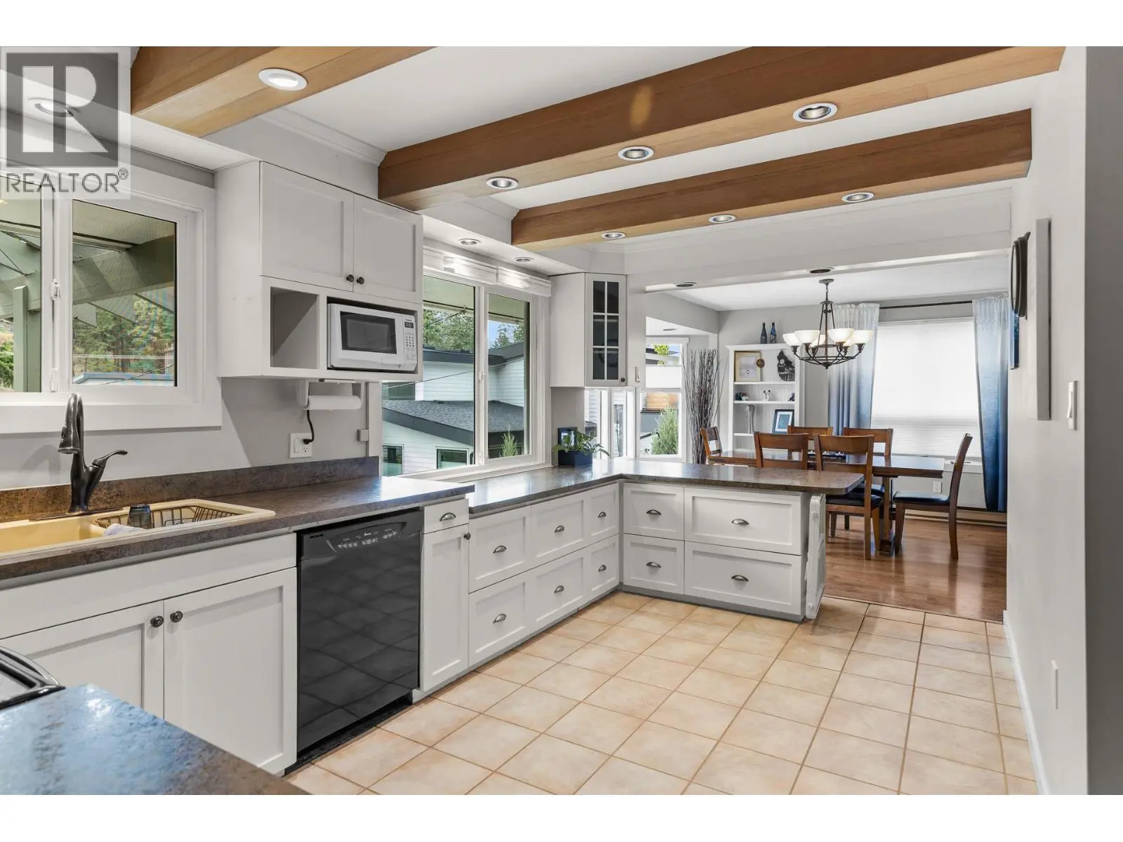 353 Clifton Road S. Kelowna, British Columbia