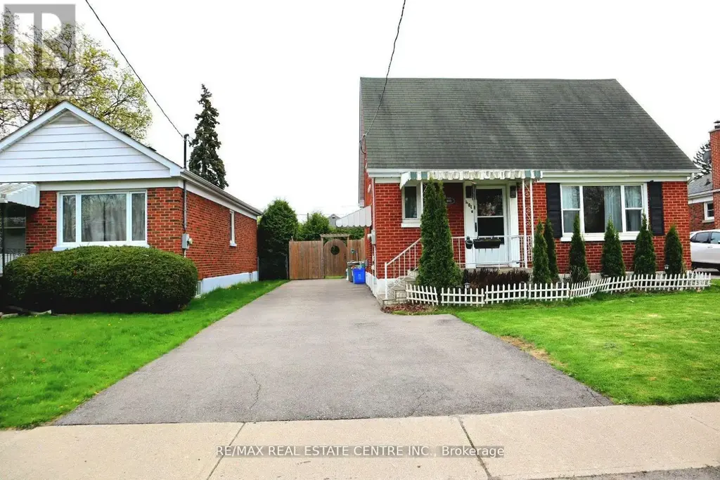 401 Elgin St Street E, Oshawa (O'Neill)