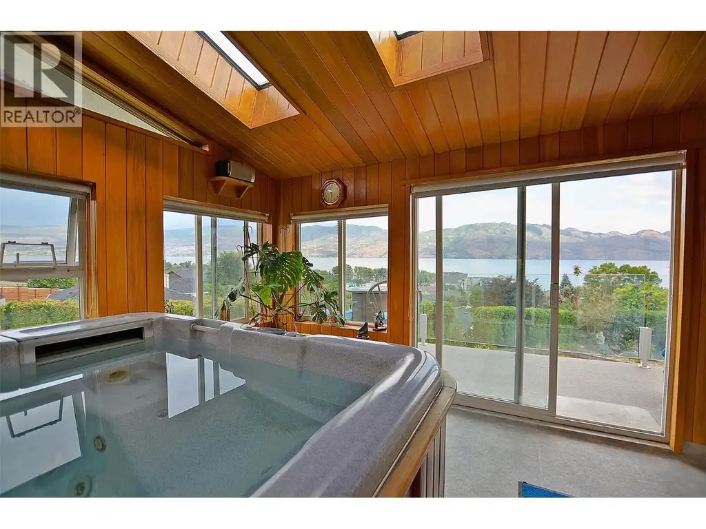 2103 Peters Road, West Kelowna