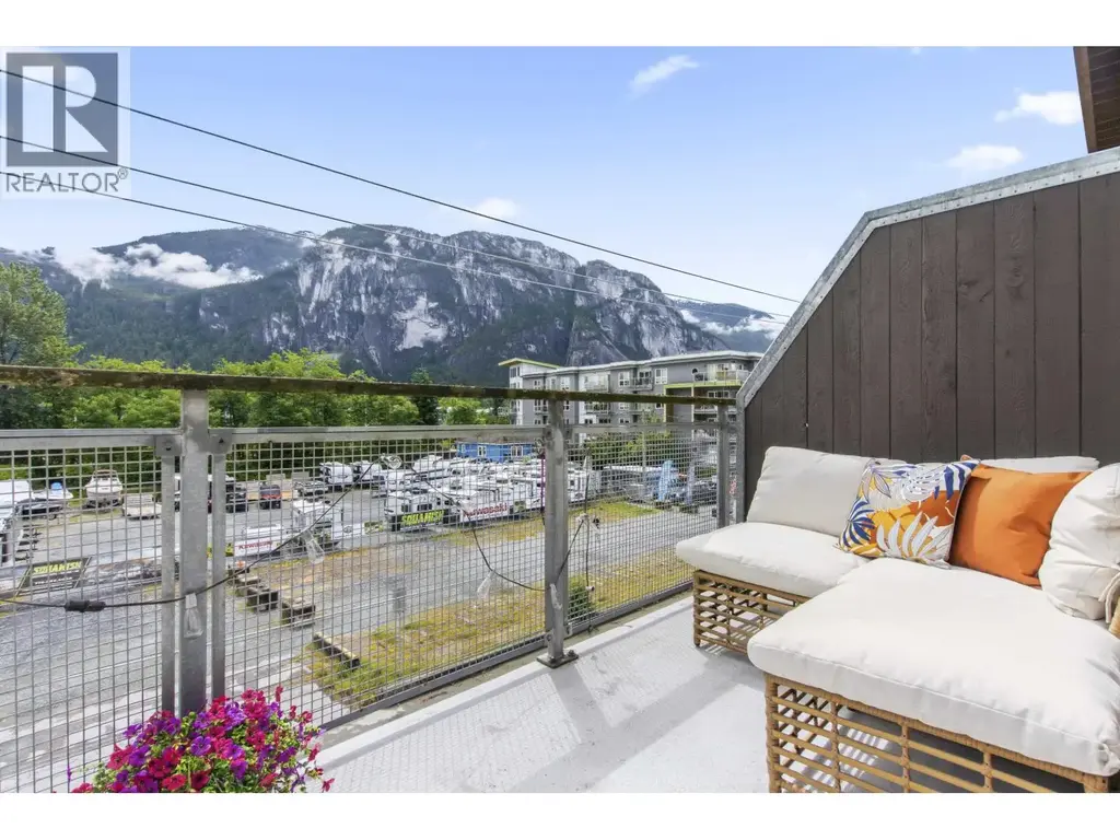306 38142 Cleveland Avenue, Squamish