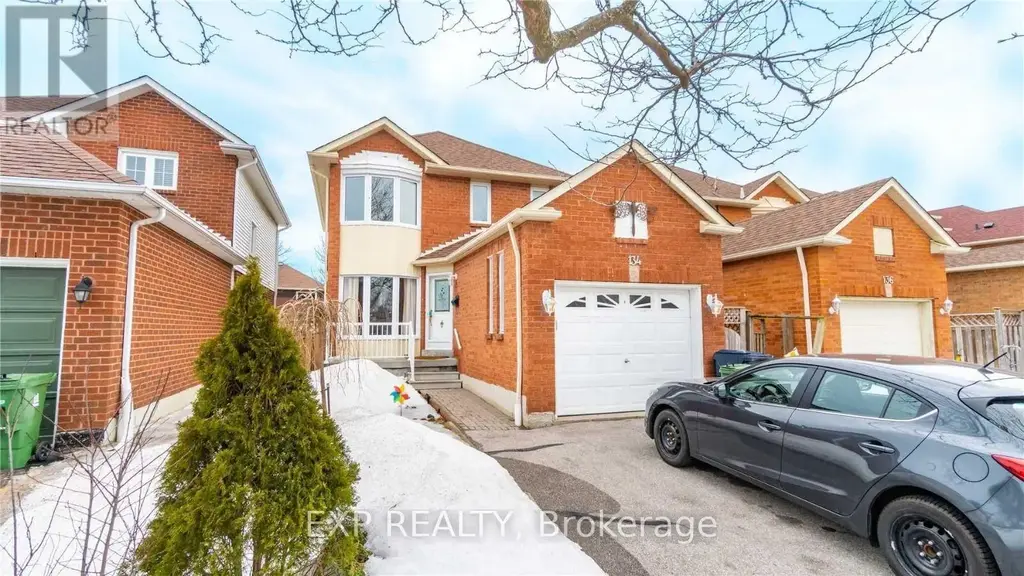 Bsmt - 134 Sandown Avenue, Toronto (Birchcliffe-Cliffside)