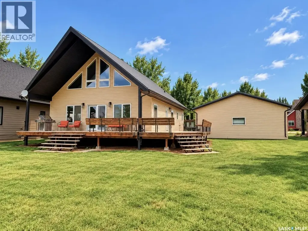 524 Vivian Bay, Coteau Rm No. 255