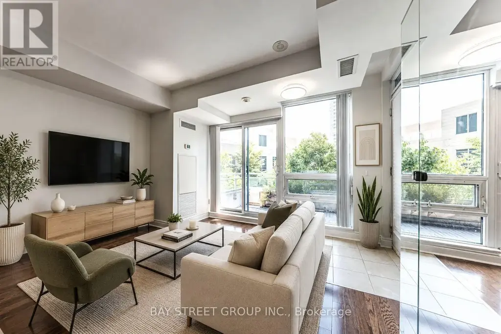 221 - 31 Olive Avenue, Toronto (Willowdale East)