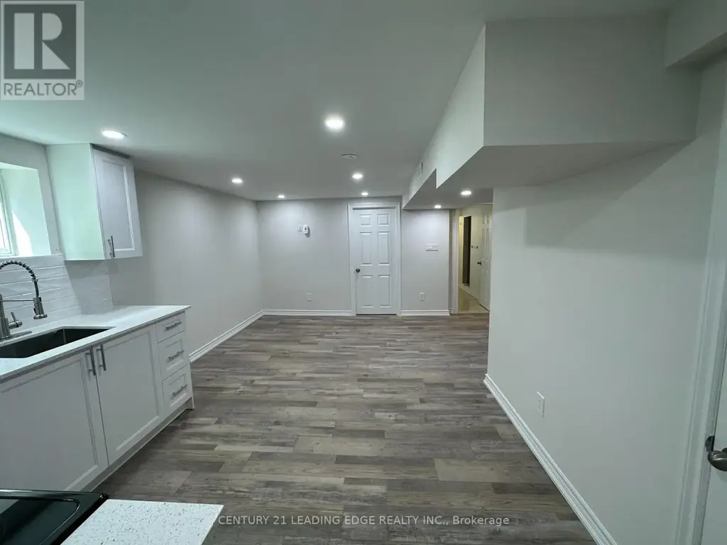 Bsmt - 11 White Abbey Park, Toronto (Wexford-Maryvale)