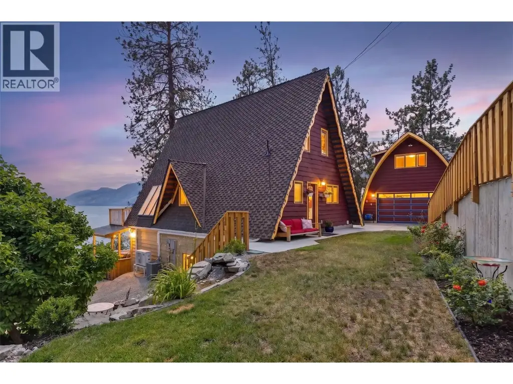 6431 Renfrew Road, Peachland