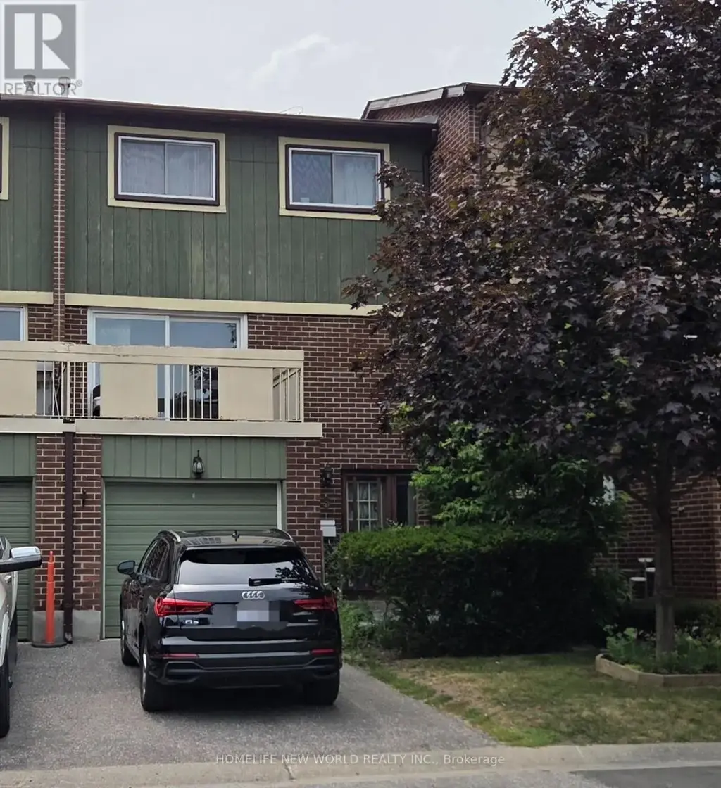 3 - 30 Chichester Place, Toronto (L'Amoreaux)