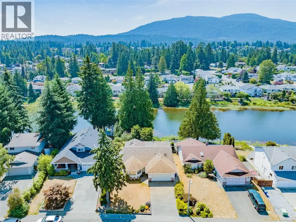 2145 Michigan Way, Nanaimo