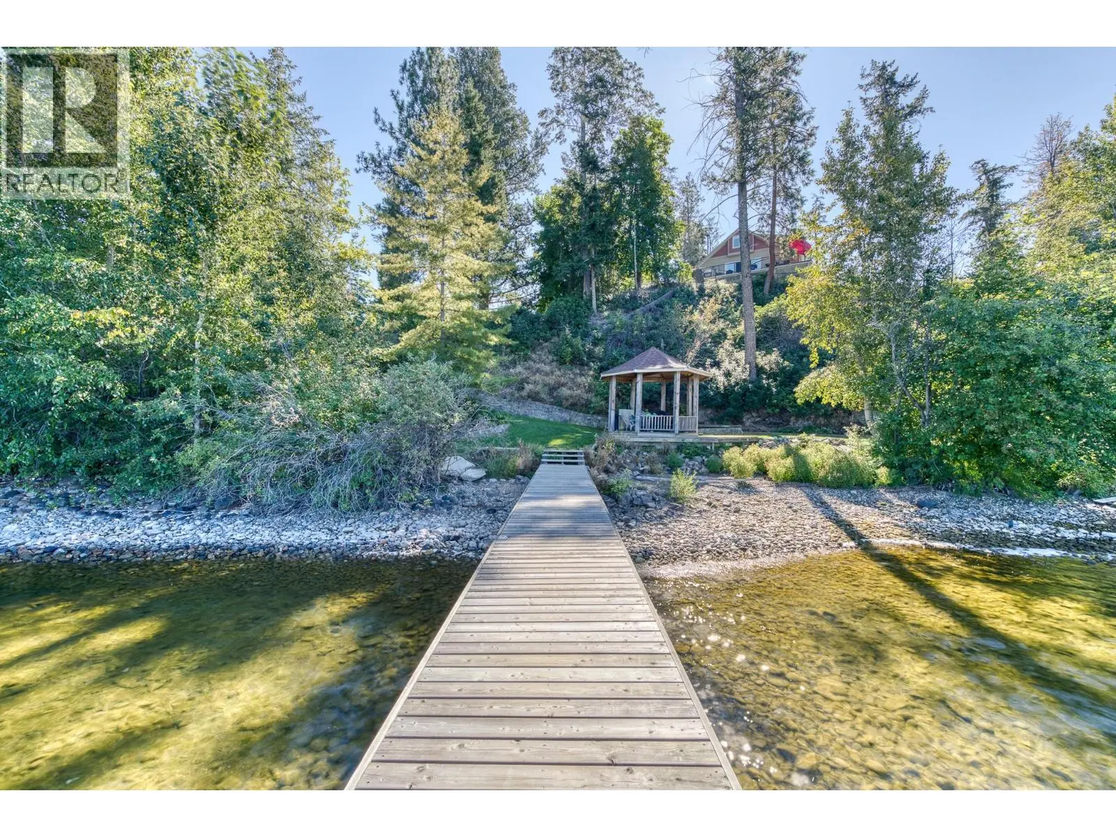 4852-4858 Lakeshore Road. Kelowna, British Columbia