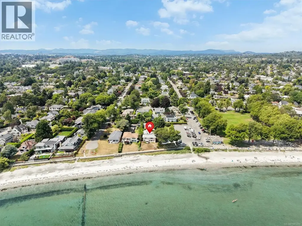 2168 Esplanade, Oak Bay