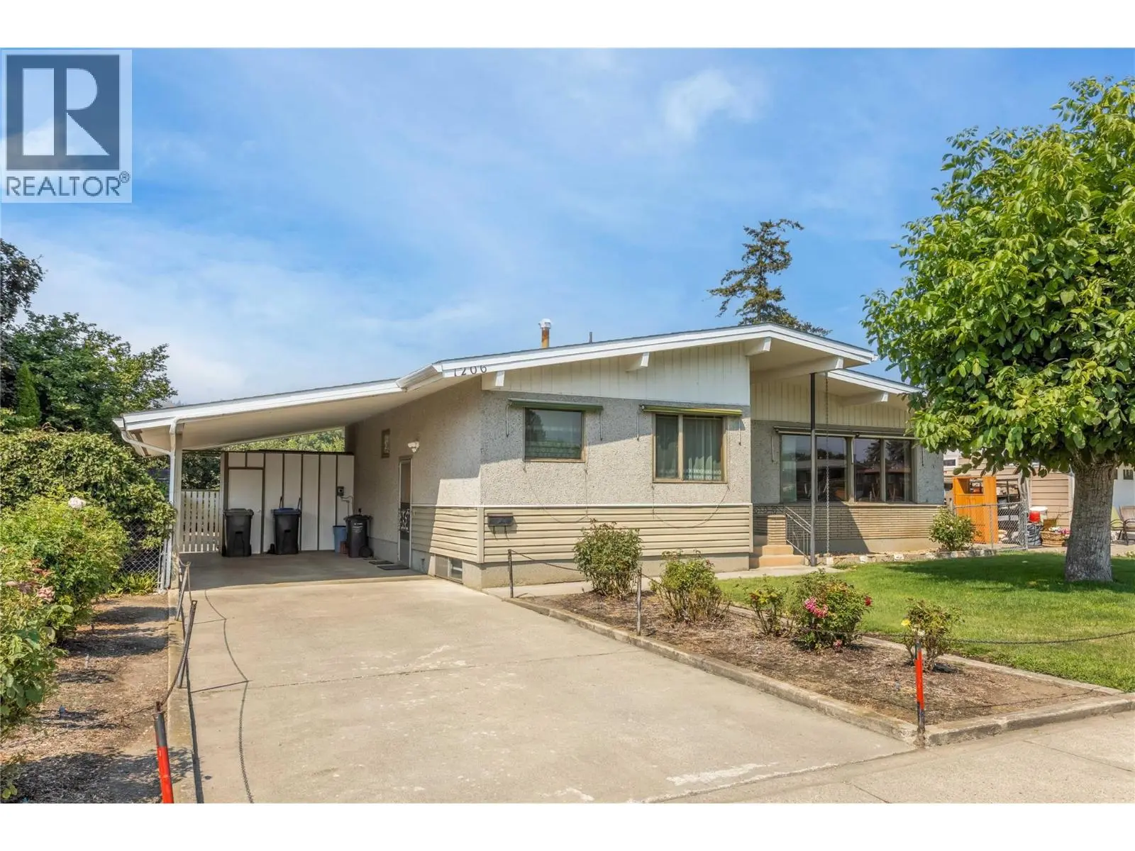Photo of Listing #10395897