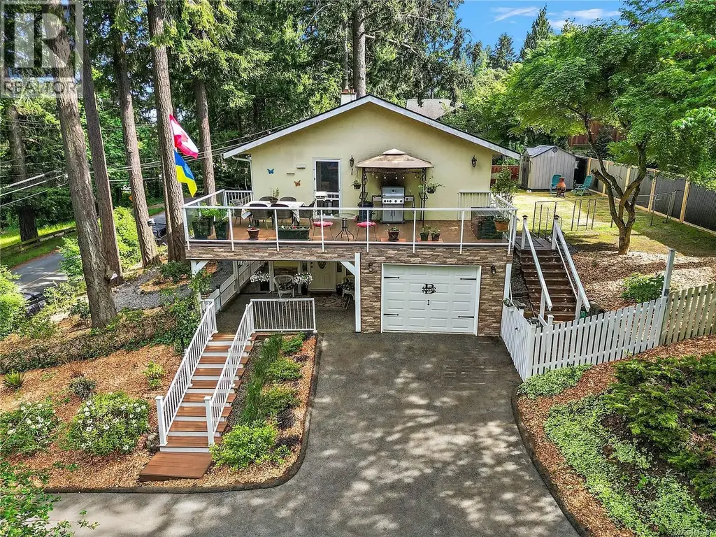 6864 East Saanich Rd, Central Saanich