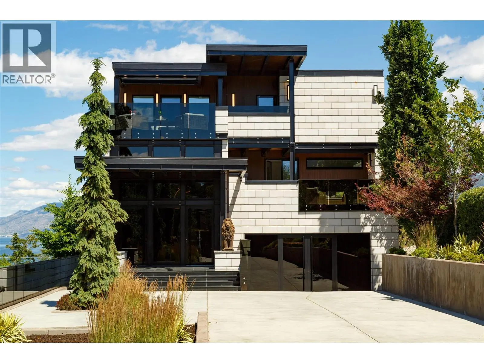 581 Vancouver Avenue. Penticton, British Columbia