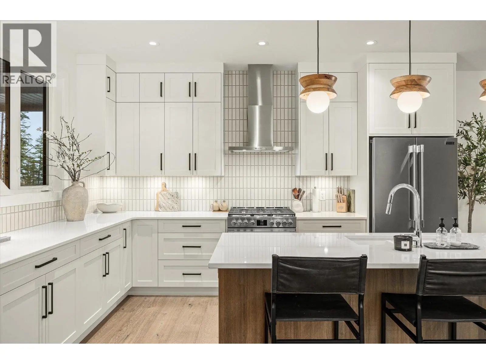 1437 April Springs Court. Kelowna, British Columbia