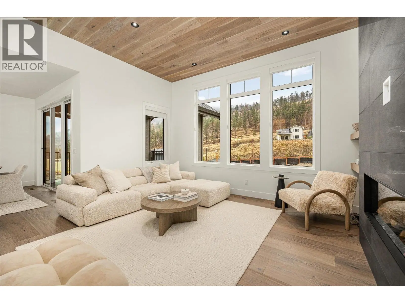 1437 April Springs Court. Kelowna, British Columbia