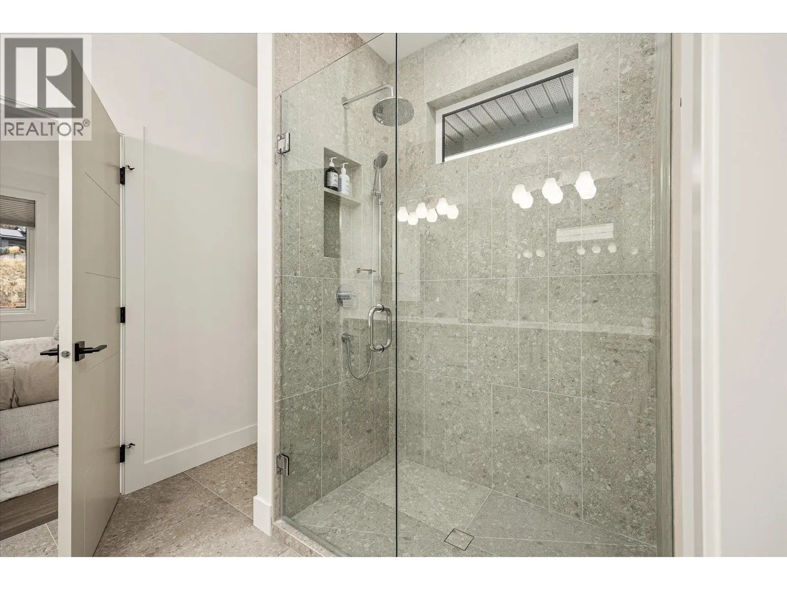1437 April Springs Court. Kelowna, British Columbia