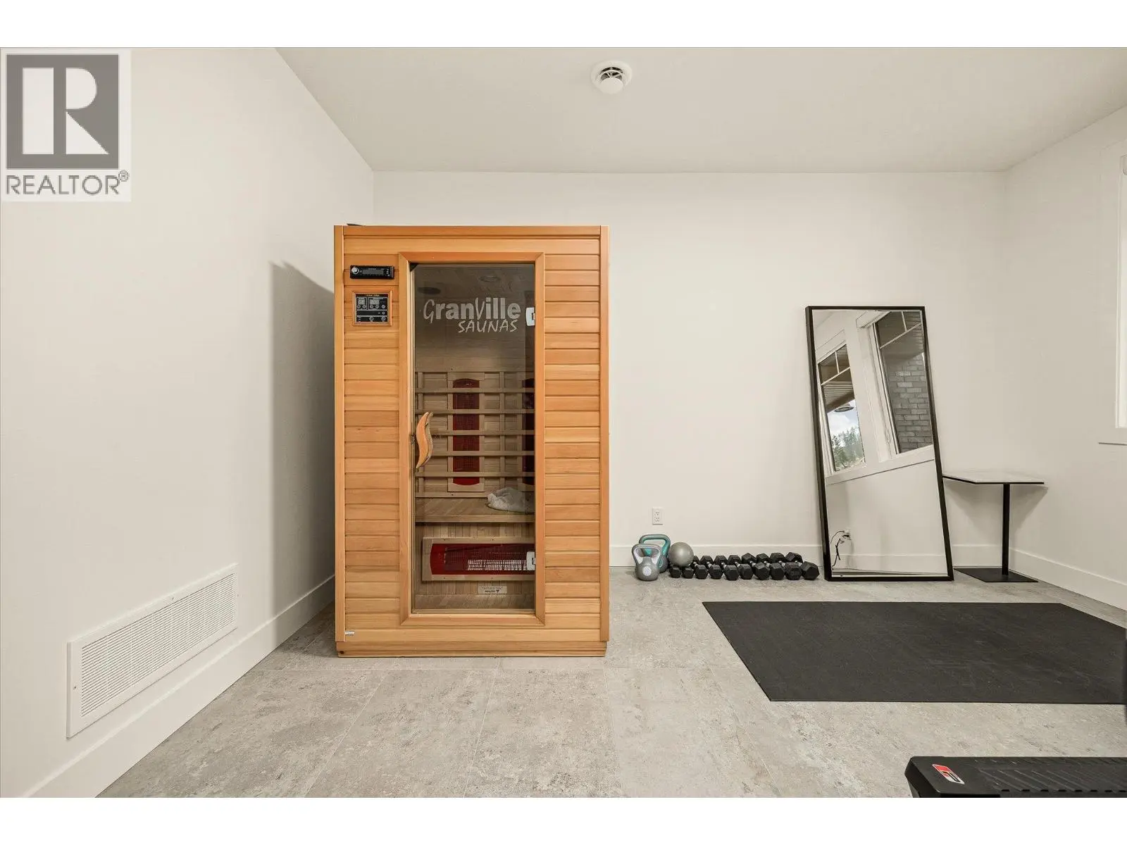 1437 April Springs Court. Kelowna, British Columbia
