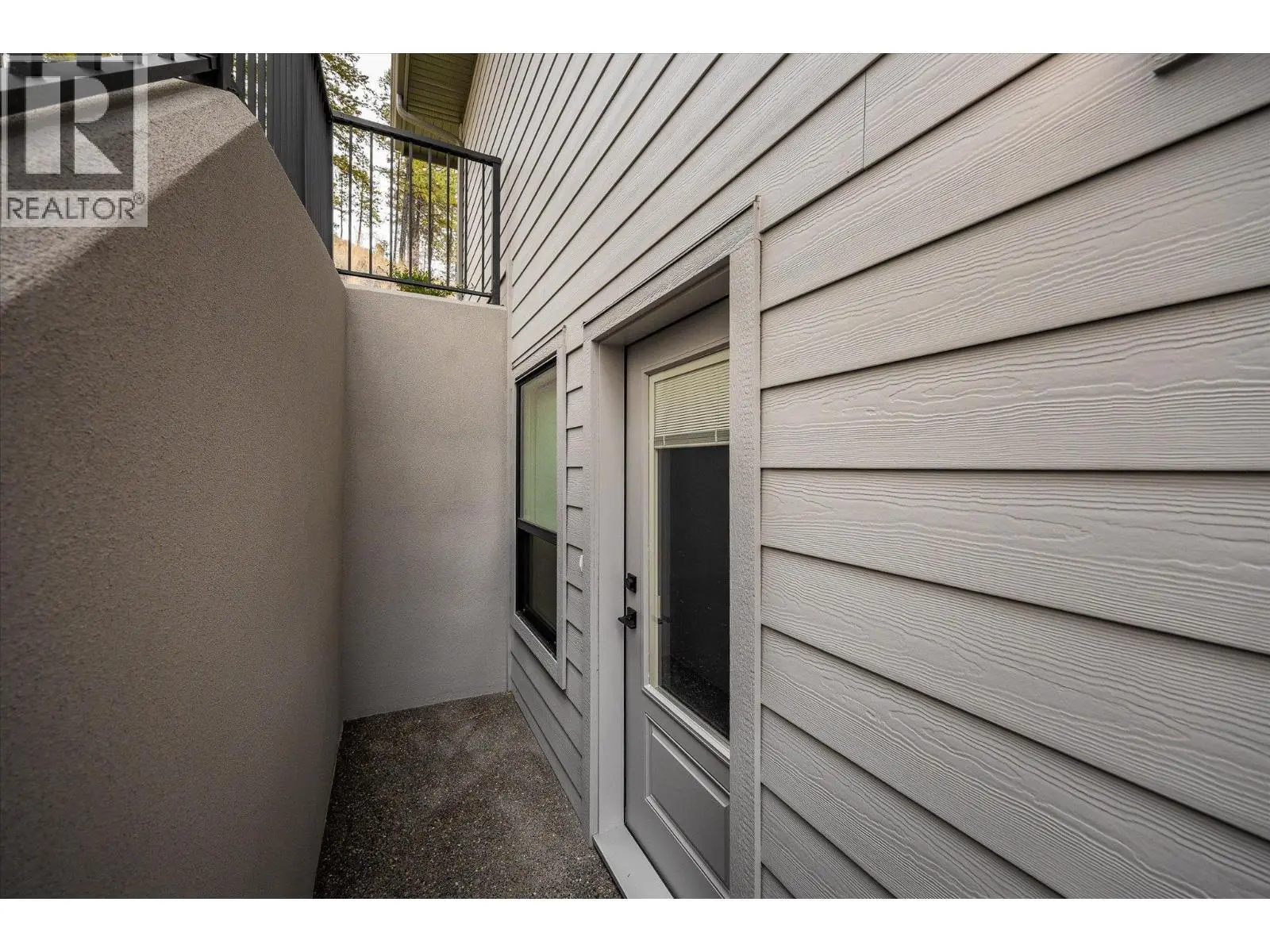 1437 April Springs Court. Kelowna, British Columbia