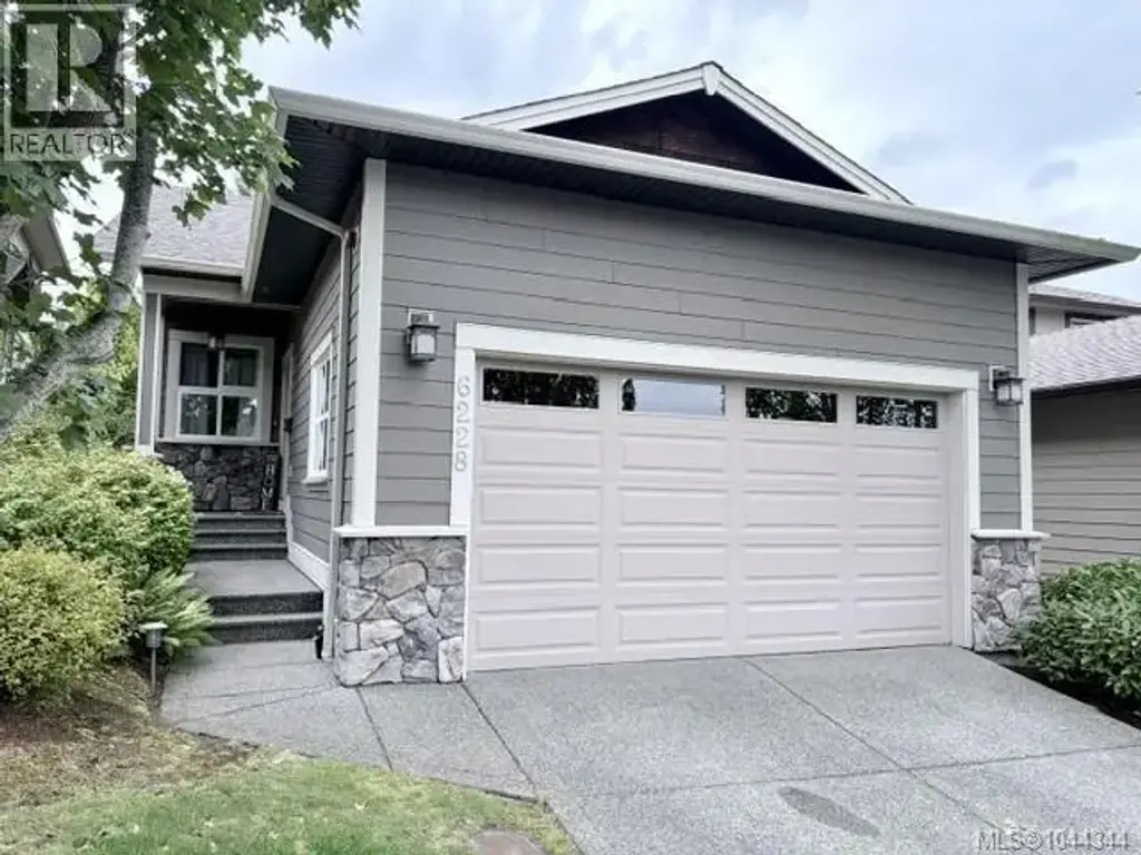 6228 Washington Way, Nanaimo