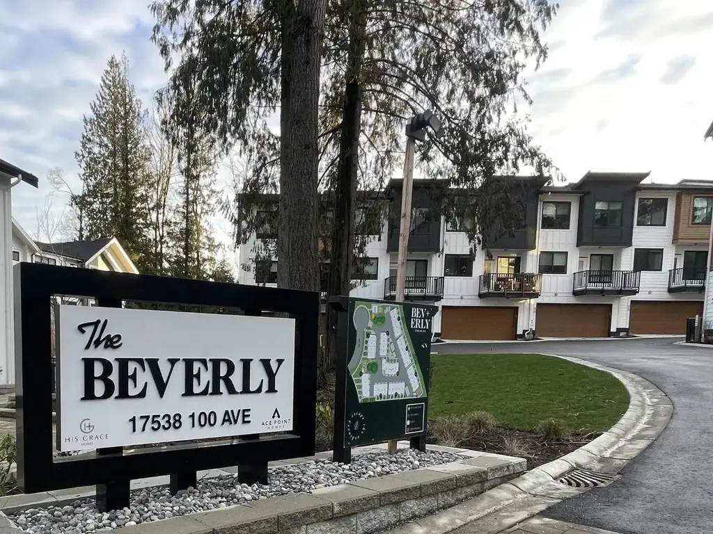 13 17538 100 Avenue, Surrey