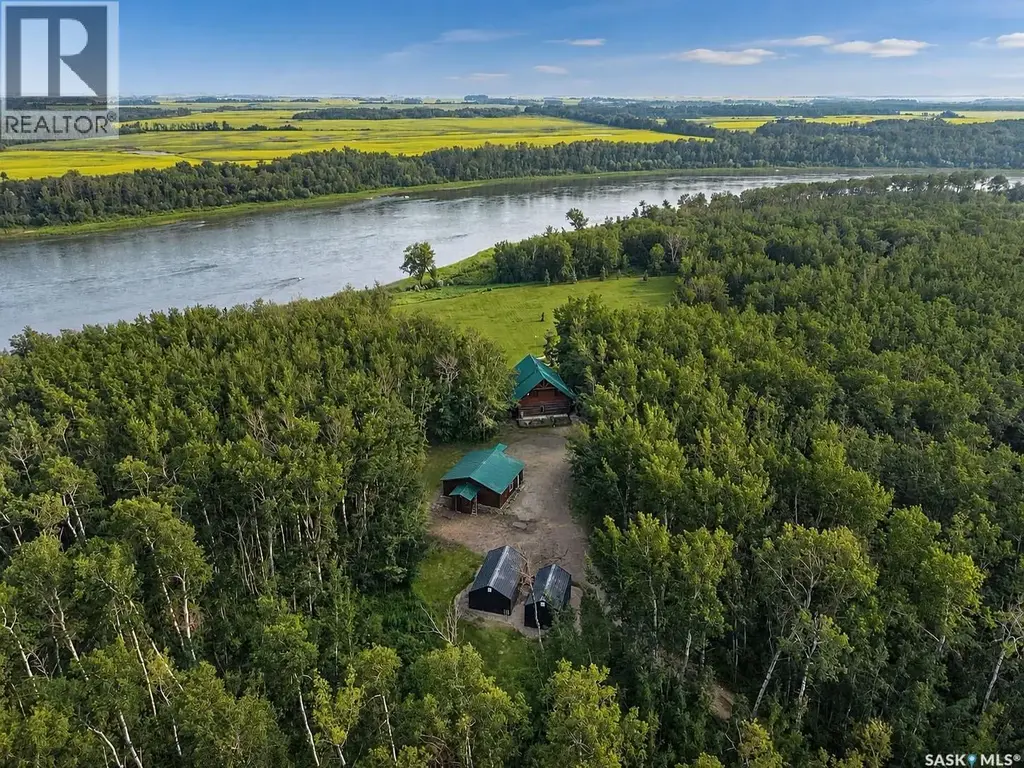 South Sask River Front Acreage, Prince Albert Rm No. 461