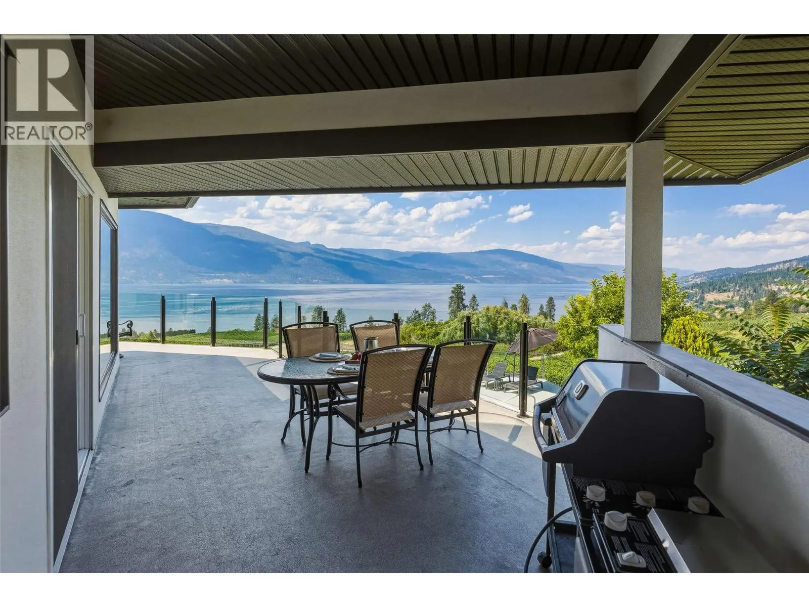 1090 Camp Road. Lake Country, British Columbia
