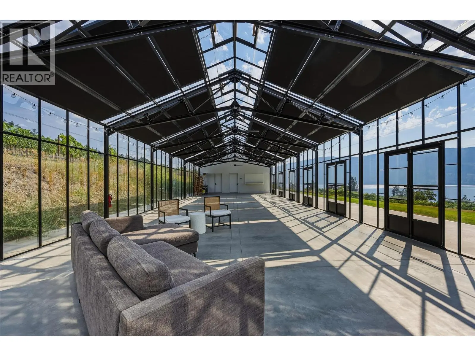 1090 Camp Road. Lake Country, British Columbia