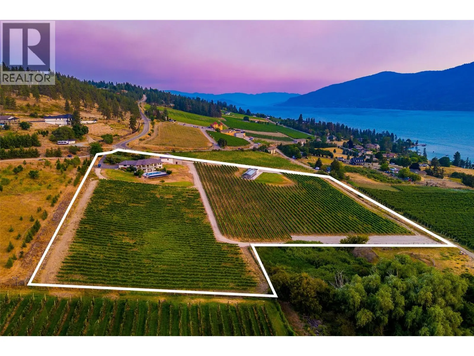 1090 Camp Road. Lake Country, British Columbia