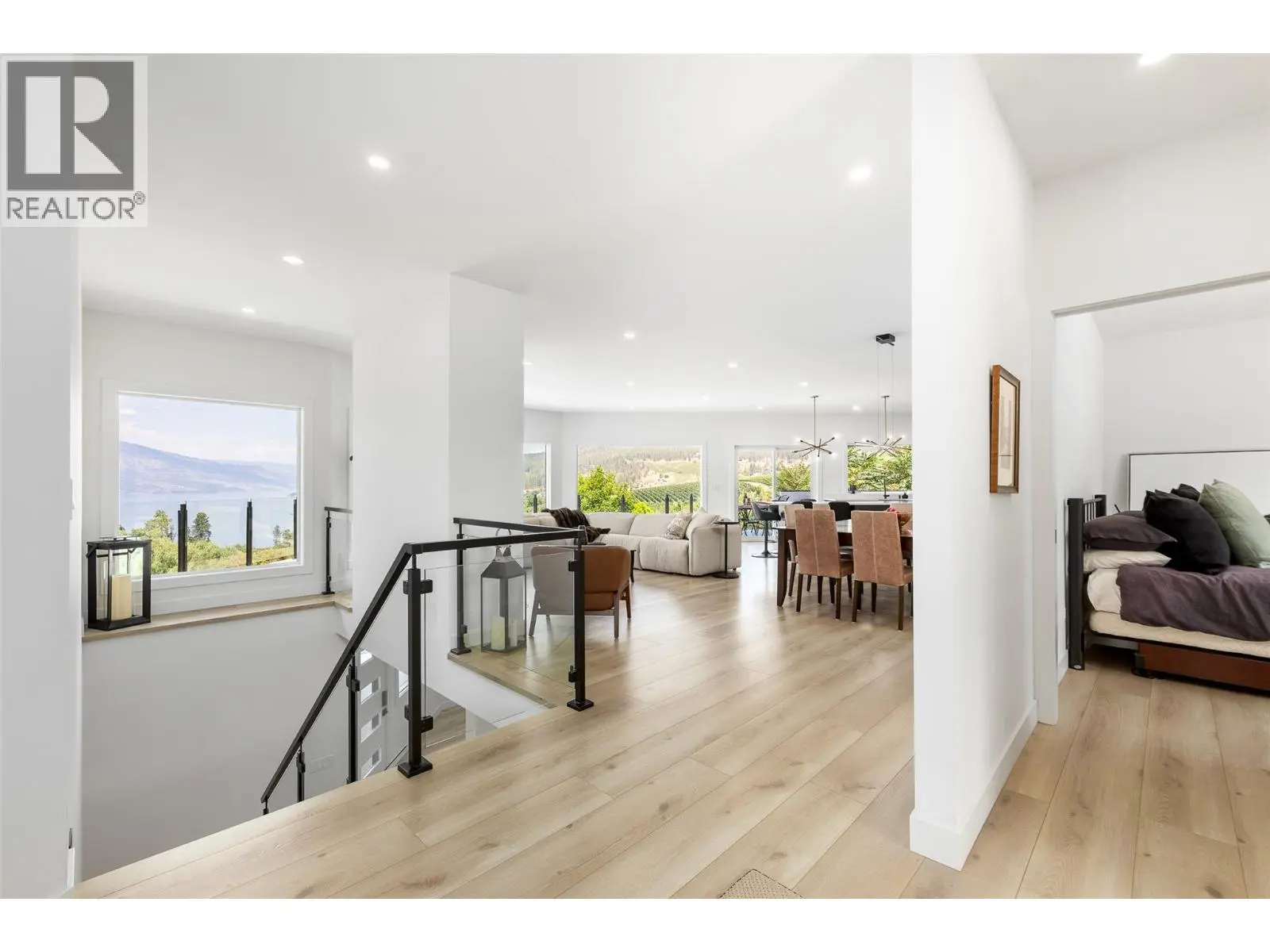 1090 Camp Road. Lake Country, British Columbia
