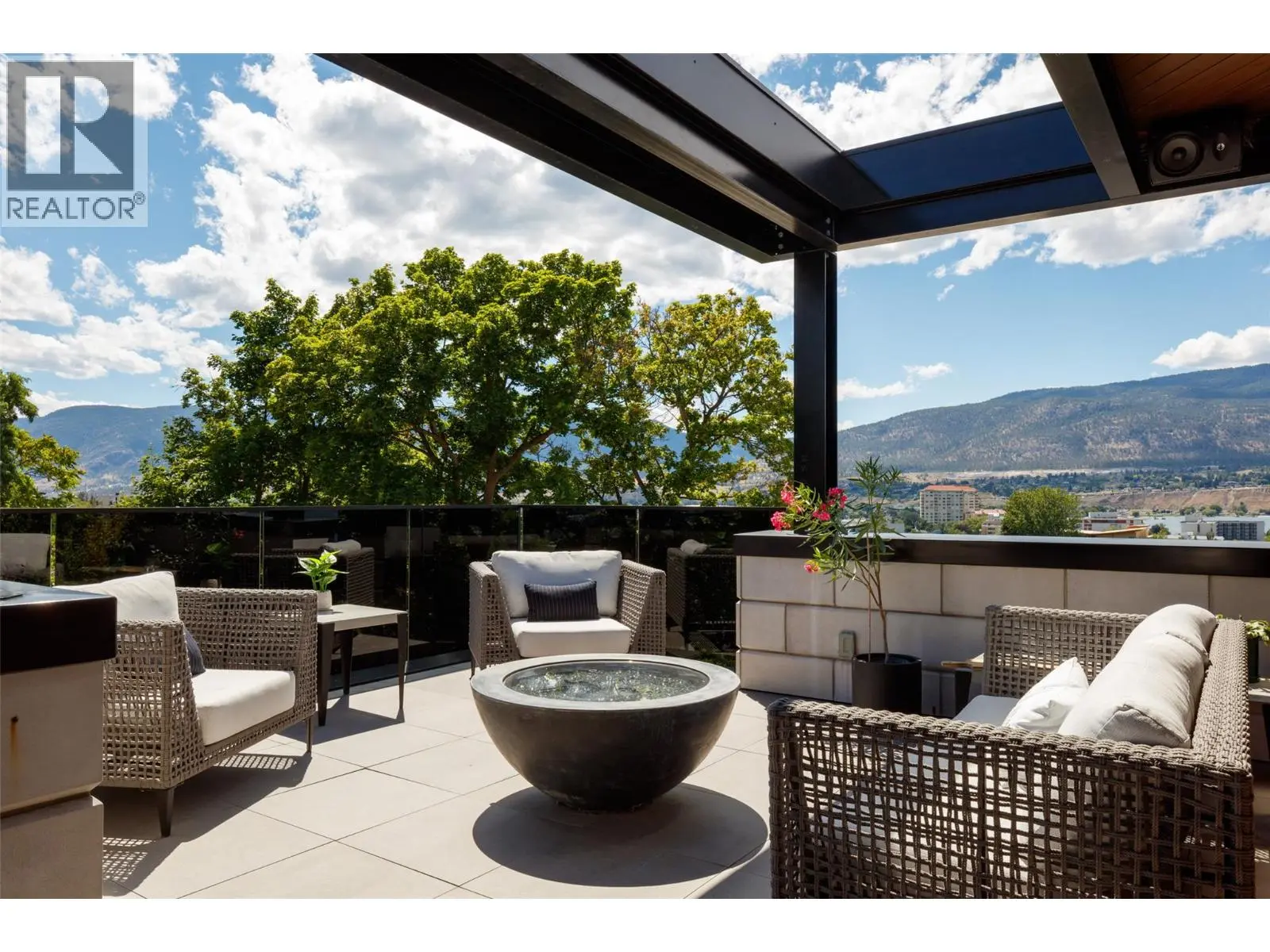 581 & 571 Vancouver Avenue. Penticton, British Columbia