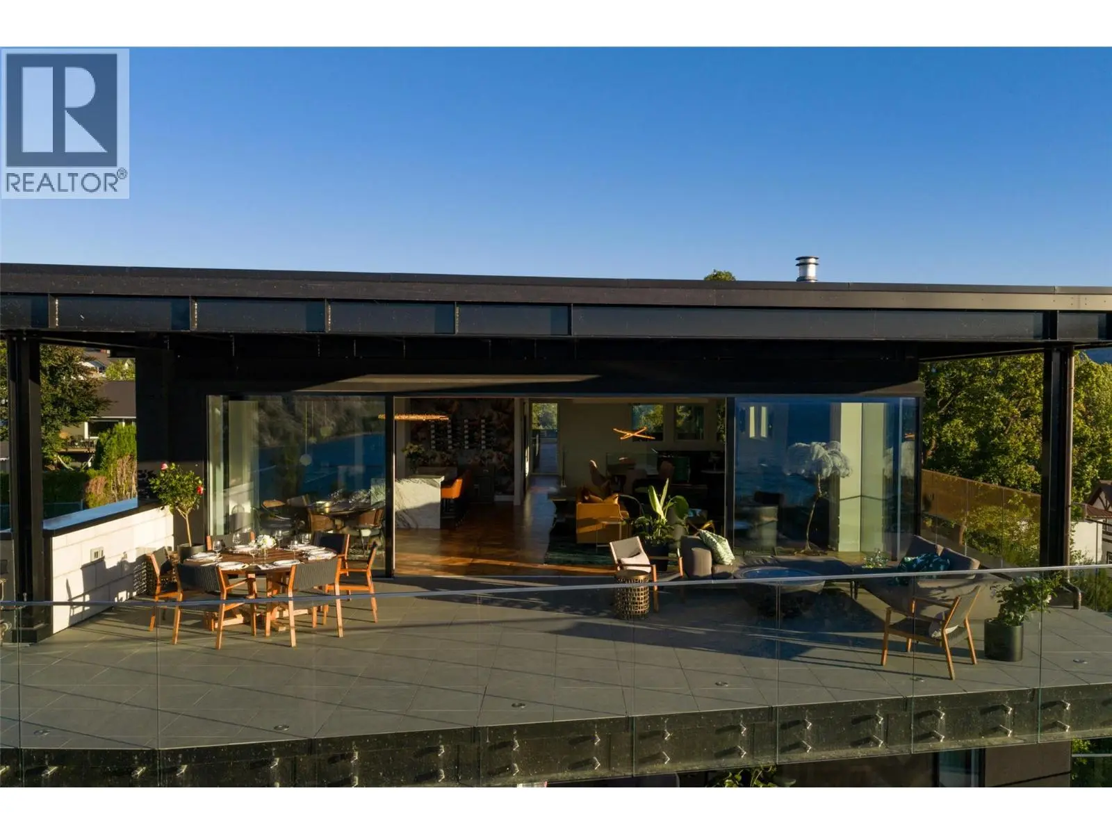 581 & 571 Vancouver Avenue. Penticton, British Columbia