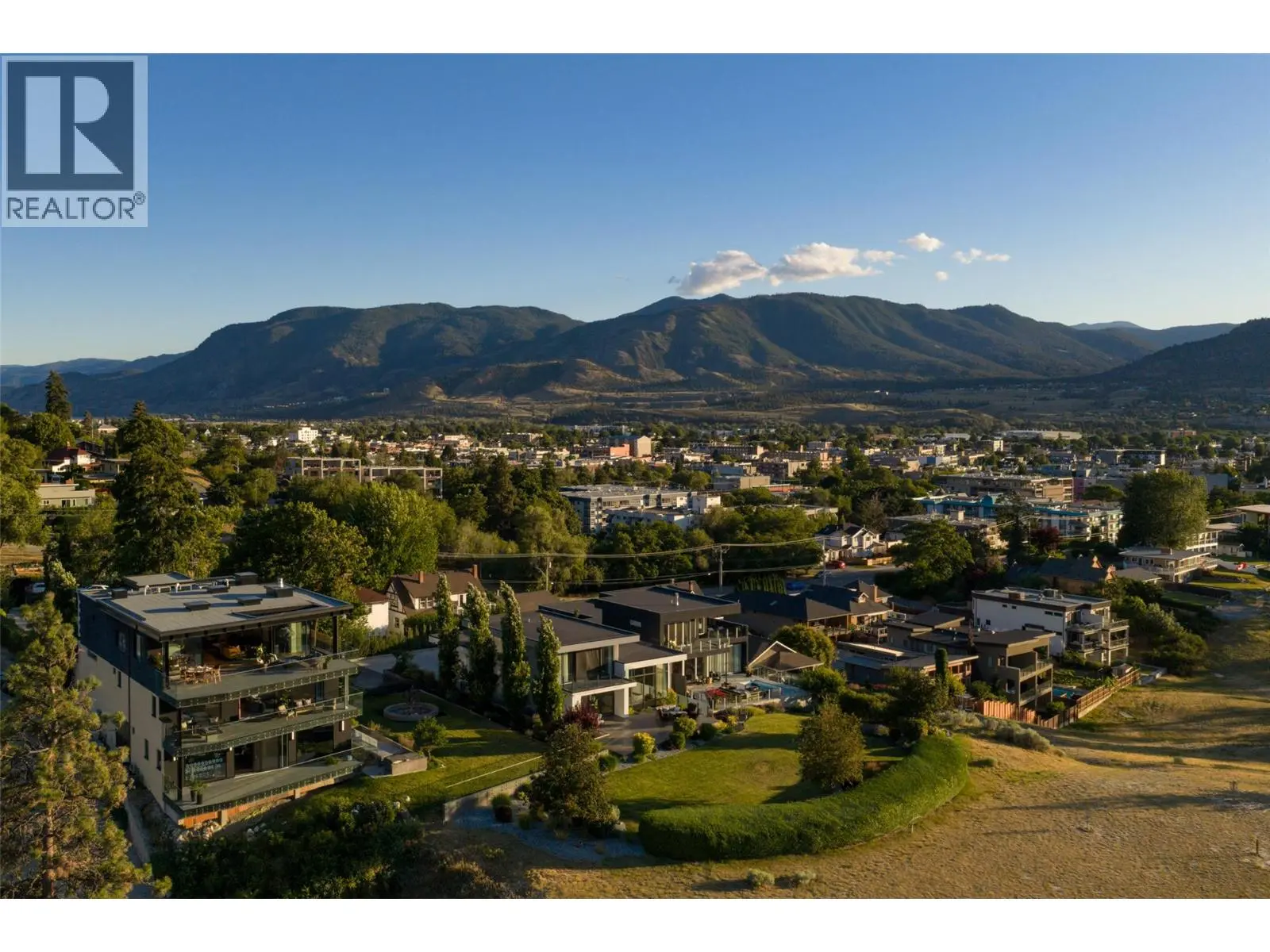 581 & 571 Vancouver Avenue. Penticton, British Columbia