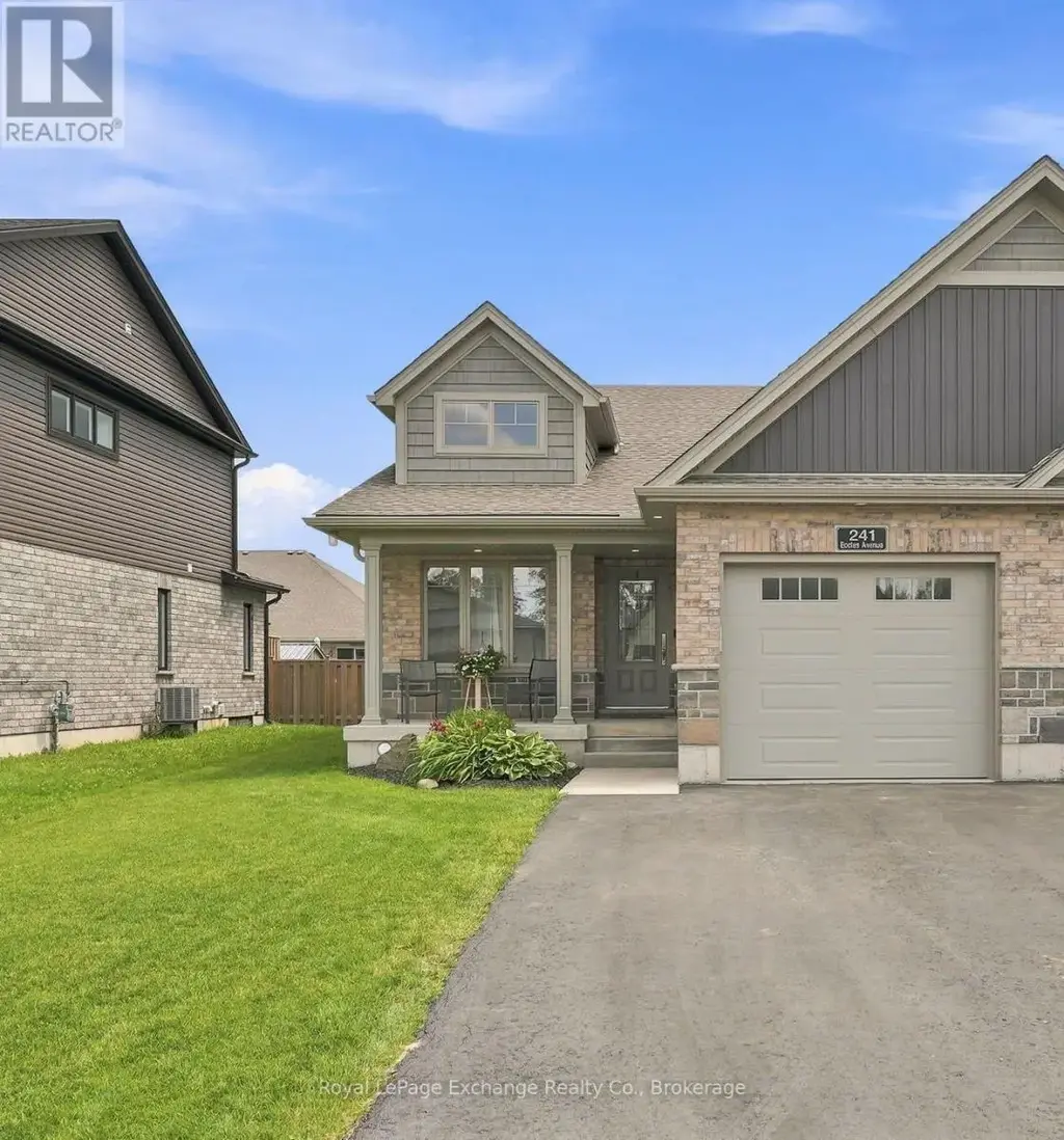 241 Eccles Avenue, West Grey