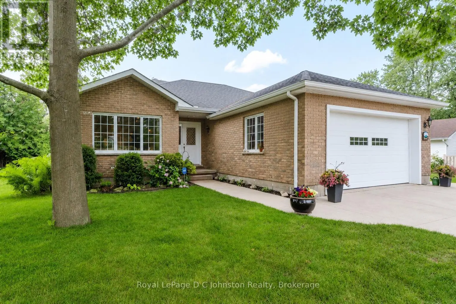 103 Grenville Street N, Saugeen Shores